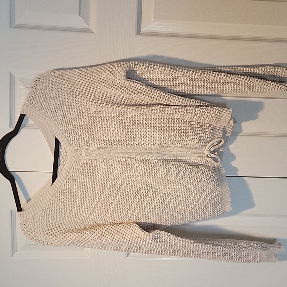Crop sweater
